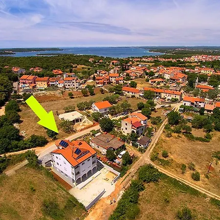 Apartment Marina 916 *