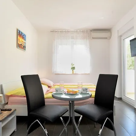 Marina 916 Apartment *