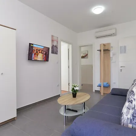 Marina 916 Apartment *